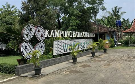 Kampung Giriloyo Sentra Kerajinan Batik Tulis Terbesar Di Yogyakarta