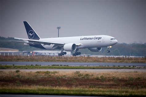 Lufthansa Cargo Continues Fleet Modernization Dfly