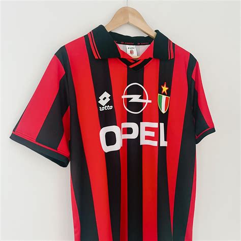 Retro AC Milan Shirt 1996-97 Home – The Football Nostalgia