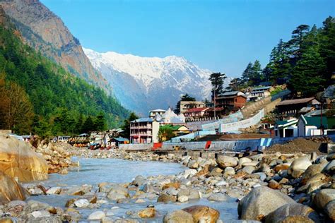 Offbeat Placeshomestaysgangotri Temple Places To Visit Gangotri