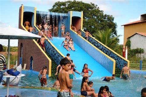 Prefeitura promove manhã de lazer para alunos dos SCFV 180graus O