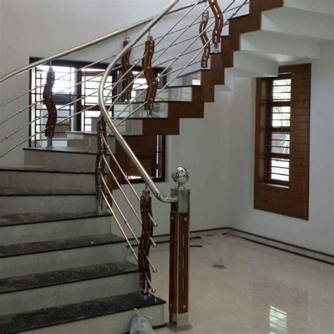 Ss Wooden Railing Design at Rs 1700/feet | स्टेनलेस स्टील रेलिंग डिजाइन ...