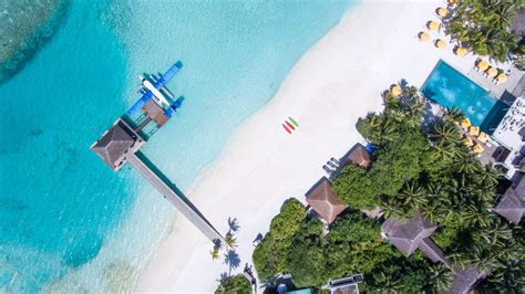 Visit Maldives - News > HOW TO STAY SAFE DURING YOUR TRAVELS POST COVID-19