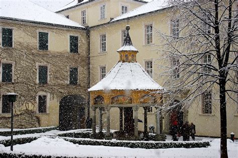 Abbazia Di Novacella Bz Sotto Una Abbondante Nevicata Flickr