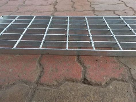 industrial floor grating  rs kg bhagavatpara gondal id