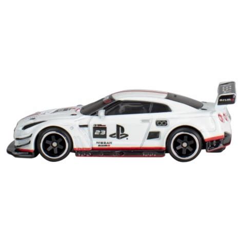 Hot Wheels Premium Pop Culture Series Gran Turismo Nissan GT R Nismo