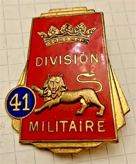 INSIGNE MILITAIRE G U 41Division Militaire Drago Paris G2229 2