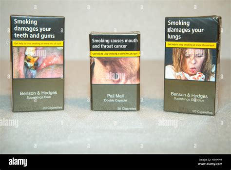 Plain packaging cigarettes hi-res stock photography and images - Alamy