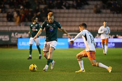 Carlos Vicente Ser Jugador Del Deportivo Alav S En Enero