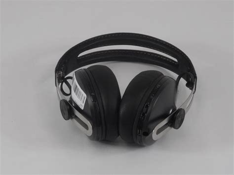 Sennheiser Momentum 2 Wireless M2 AEBT Repair Help: Learn How to Fix It ...