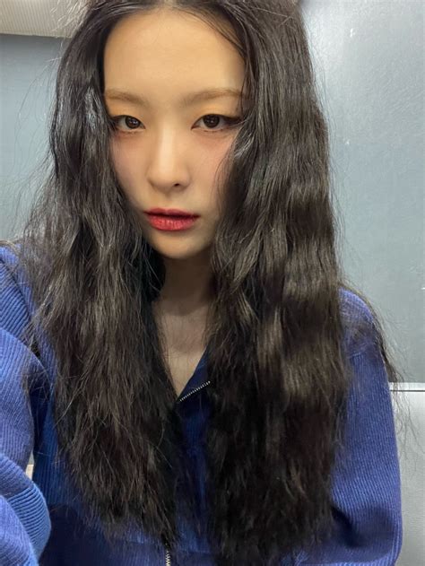 Seulgi Red Velvet Selcas Seulgi Kang Seul Gi Red Velvet Selca