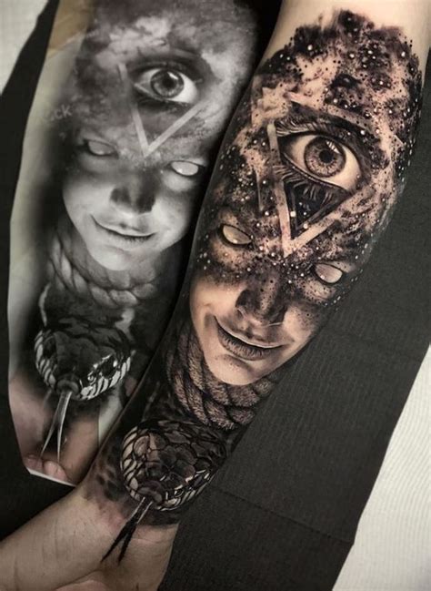 Realistic Eye Tattoos: Everything You Need to Know - CTMtattoo