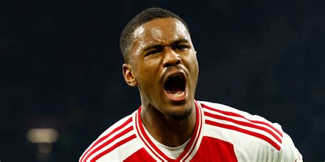 Arsenal could sign "insane" £51m star over Jorrel Hato