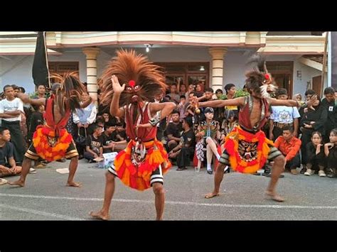 Atraksi Full Salto Bujang Ganong Reog Ponorogo Terbaru Youtube