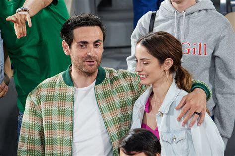 Photo Camille Combal Et Sa Femme Marie En Tribunes Lors Des