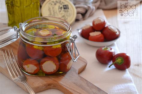 Peperoncini Tondi Ripieni Di Tonno Antipasto Piemontese