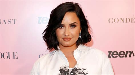 Demi Lovato Just Got a Neck Tattoo | Teen Vogue