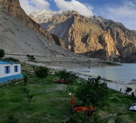 Hotels In Hunza Best Hunza Valley Resorts To Stay Rozefs Tourism