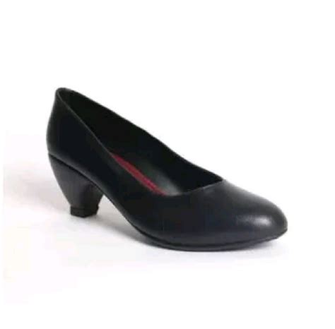 Laura Easysoft Shoes For Ladies By World Balance Lazada Ph