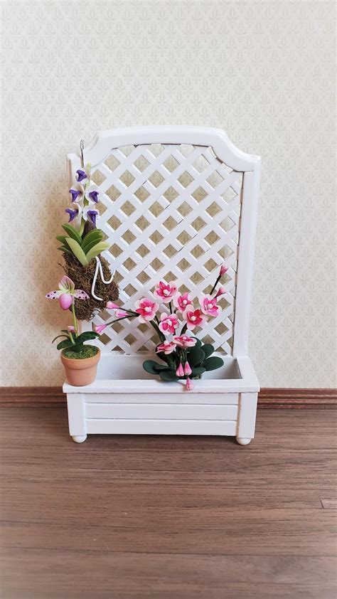 Dollhouse Miniature Garden Trellis With Flower Box White Wood Etsy Garden Trellis Miniature