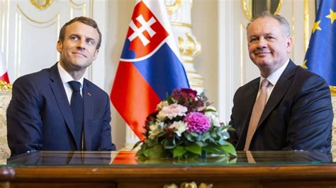 French president Emmanuel Macron with Slovak president Andrej Kiska : r ...