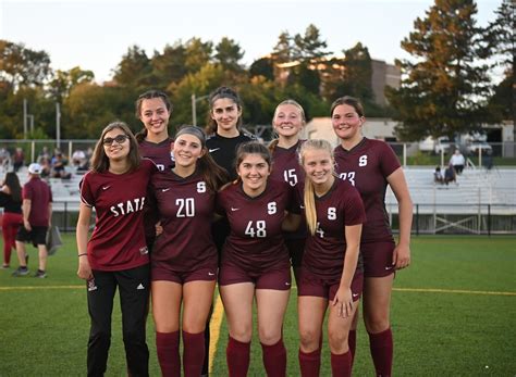 Girls’ Soccer Team Falls to Altoona on Senior Night – Lions' Digest