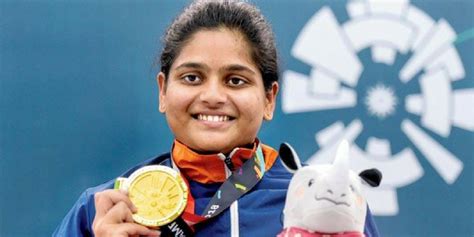 Meet Rahi Sarnobat The First Indian Female Shooter To Win Gold At The