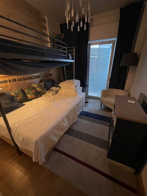 Cama alta ikea metalica modelo Svarta colchao Penha De França OLX