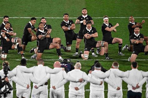 Haka: cos'è e qual è il significato della danza maori degli All Blacks