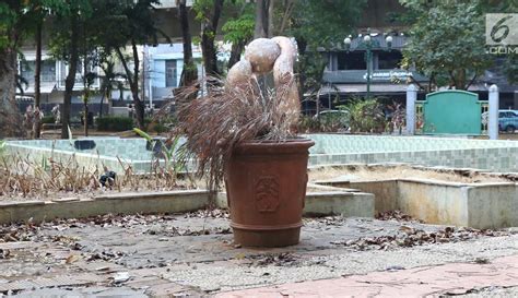 Foto Kondisi Taman Puring Memprihatinkan Foto Liputan