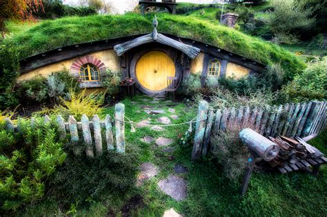 Hobbiton, New Zealand - YourAmazingPlaces.com