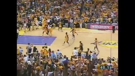 Kobe Crosses Scottie Pippen And Finds Shaq For The Alley Oop To Send