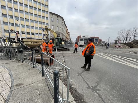 Uwaga kierowcy Uwaga piesi Wahadło w centrum Opola Opowiecie info