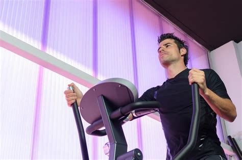 Elliptical Workout Benefits - Is This Cardio Machine Too Easy?