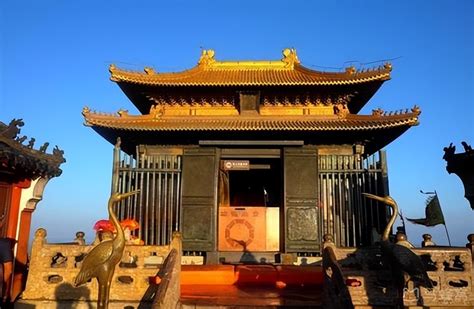 Exploring The Golden Summit Of Wudang Mountain The Most Valuable