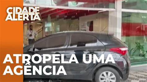 Desgovernado Motorista Perde Controle Atropela Um Pedestre E Destr I