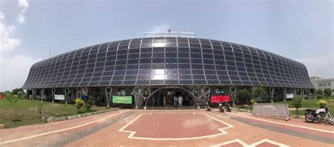 Pakistans Largest Solar Wall Inaugurated At UETs Kala Shah Kako Campus