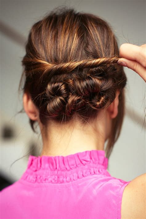 Hair Knots How-To Guide For Styling Summer 2013