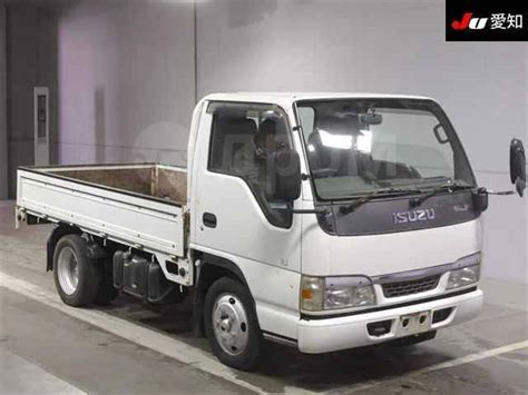 Isuzu ELF во Владивостоке