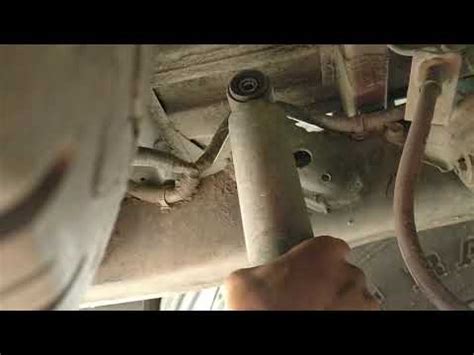 How To Change Shock Absorber Of Toyota Hilux Youtube