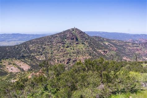 14 ABSOLUTE Best Pinnacles Hiking Trails For 2022 - National Park Obsessed