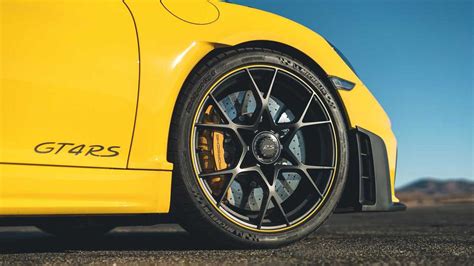 Have A Porsche With Center Lock Wheels You Might Want To Stop Driving It