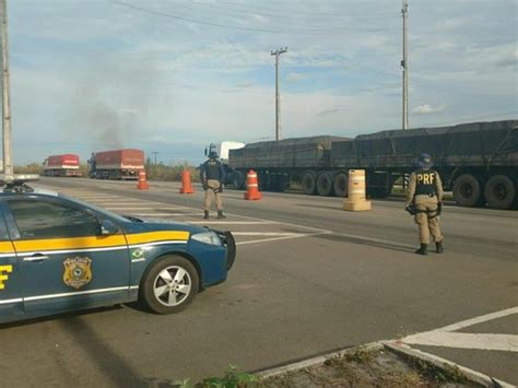 G Prf Autua Caminh Es Por Excesso De Peso De Carga Em Rodovia De Rr