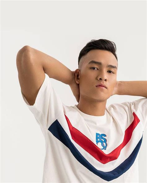 Nhan sắc tân đội trưởng U23 Việt Nam chuẩn hot boy sân cỏ Sao thể thao Việt Giải Trí