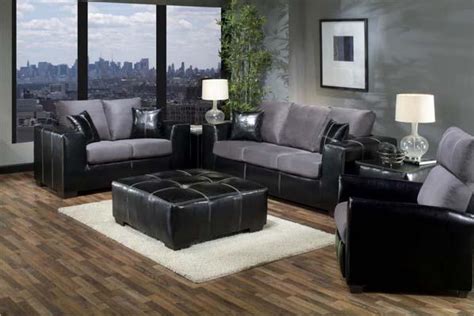 The Best Color Schemes for Your Grey Sofa