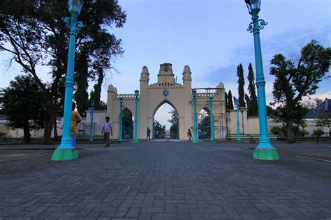 Masjid Agung Surakarta Pusat Kebudayaan Islam Di Solo Indonesia Kaya