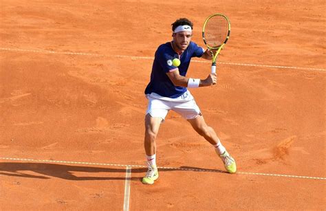 Atp 250 Estoril Cecchinato in formato deluxe è semifinale