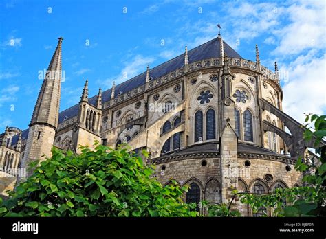 Saint etienne cathedral hi-res stock photography and images - Alamy