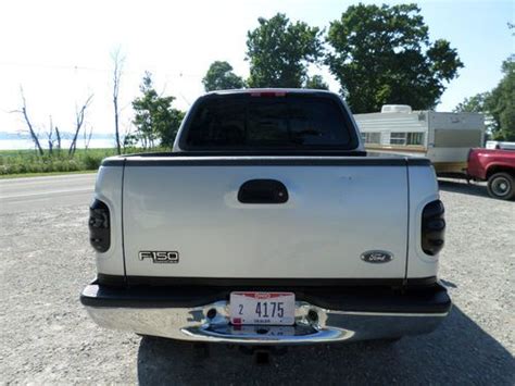 Purchase Used 2001 Ford F150 Xlt 4x4 54l Supercrew One Owner Clean