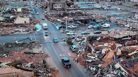 La Furia Dei Tornado Morte E Devastazione Negli Usa